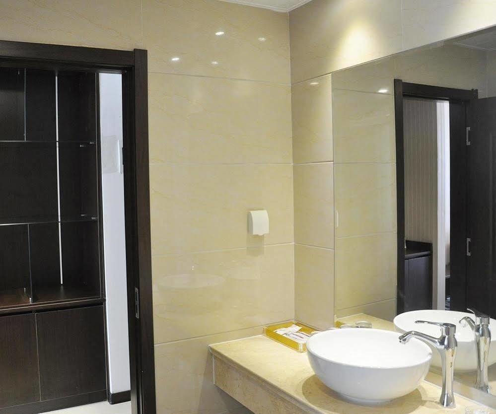 Qingdao Hengxing Hotel エクステリア 写真