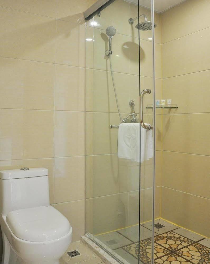 Qingdao Hengxing Hotel エクステリア 写真