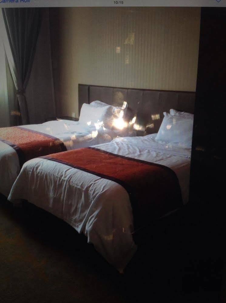 Qingdao Hengxing Hotel エクステリア 写真